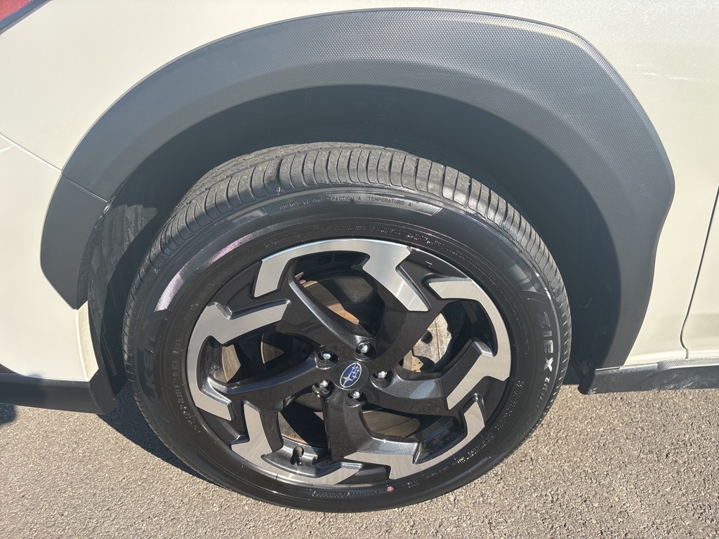 2023 Subaru Crosstrek Limited photo 7