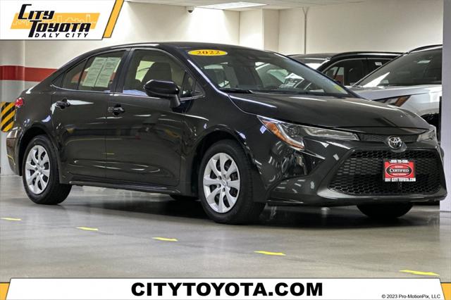 2022 Toyota Corolla LE's photo
