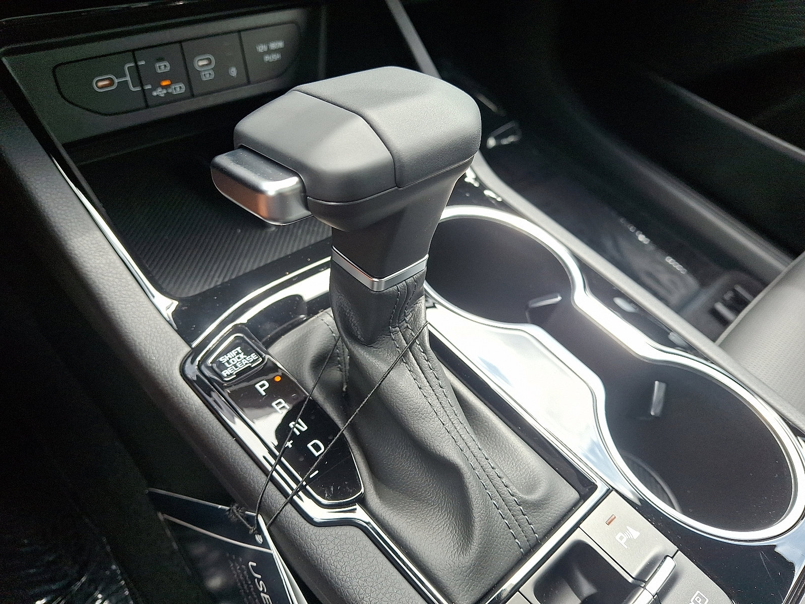 2026 Kia K5 GT-Line photo 7