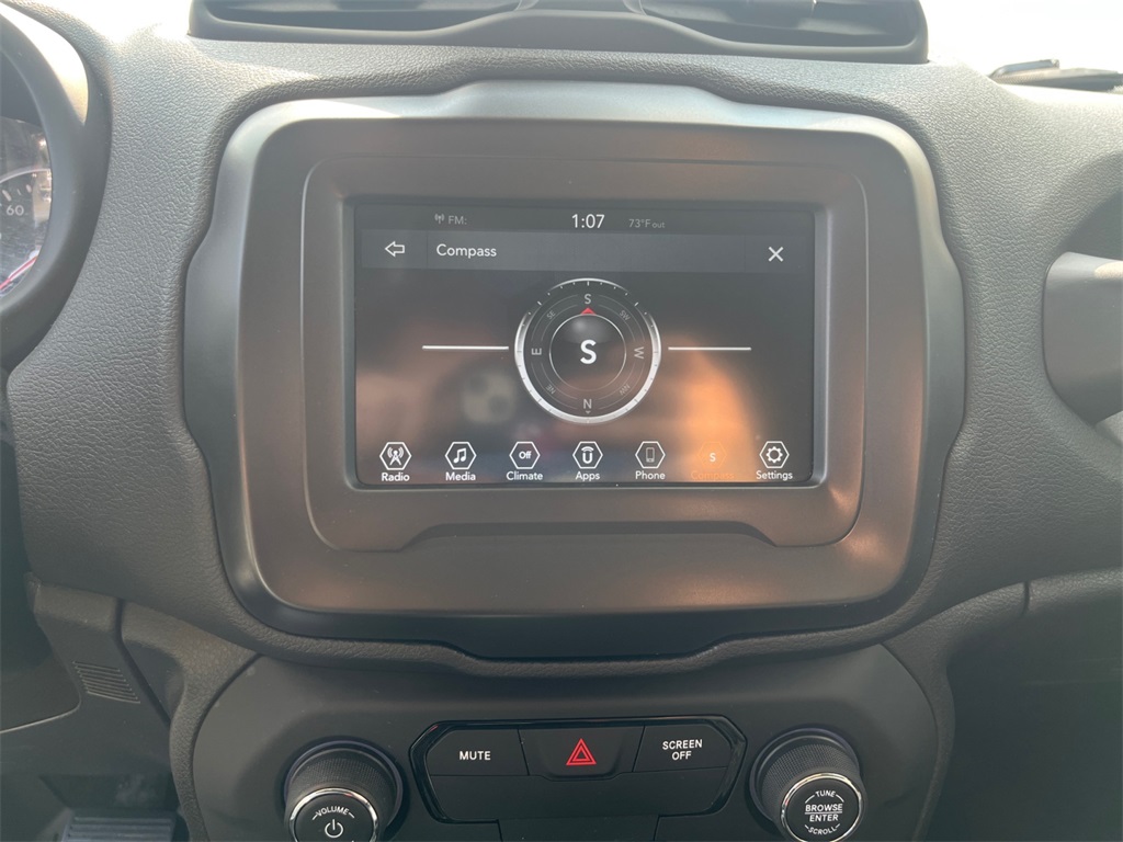 2018 Jeep Renegade Latitude North Edition photo 21