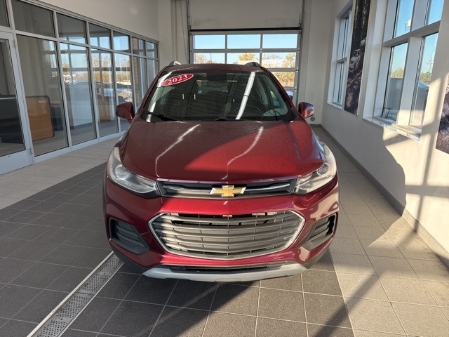 Used 2017 Chevrolet Trax LT with VIN 3GNCJPSB6HL132235 for sale in Standish, MI