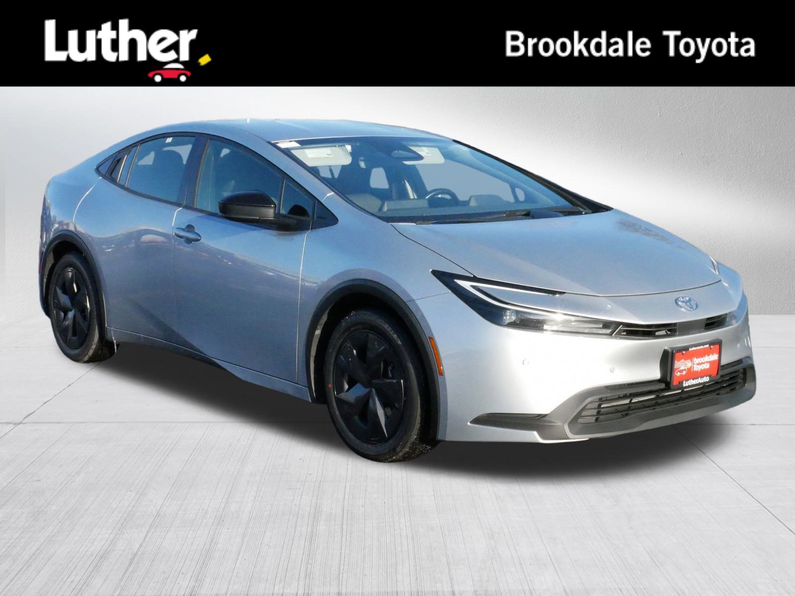 2024 Toyota Prius LE's photo