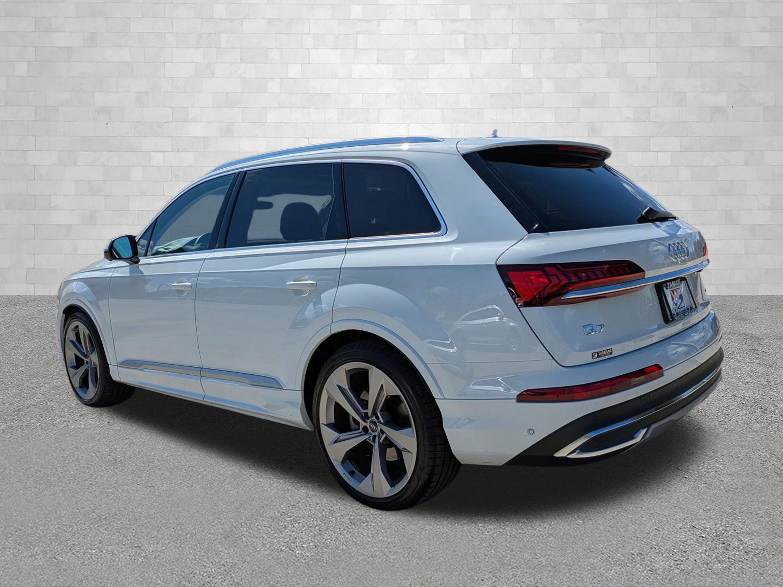 2021 Audi Q7 Prestige photo 4