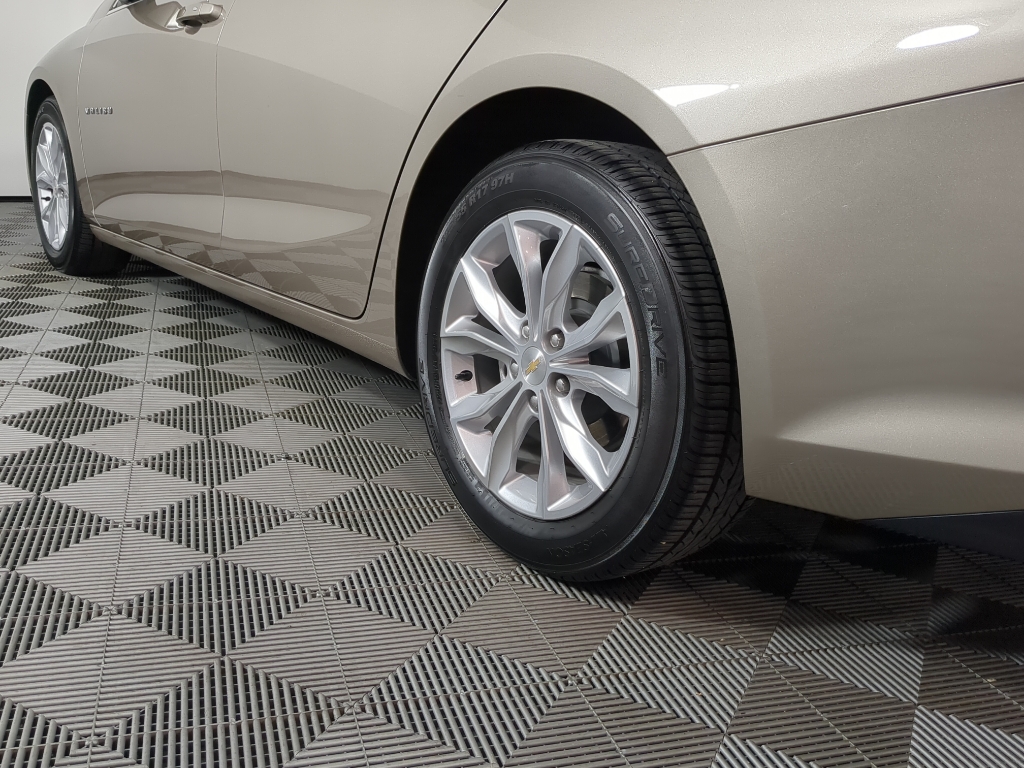 2024 Chevrolet Malibu 1LT photo 4