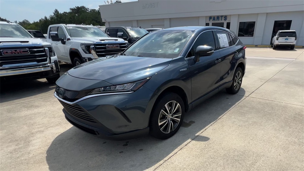 2021 Toyota Venza LE photo 4