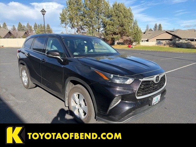 2022 Toyota Highlander L's photo