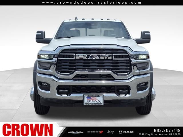 2025 Ram 5500 Tradesman photo 3