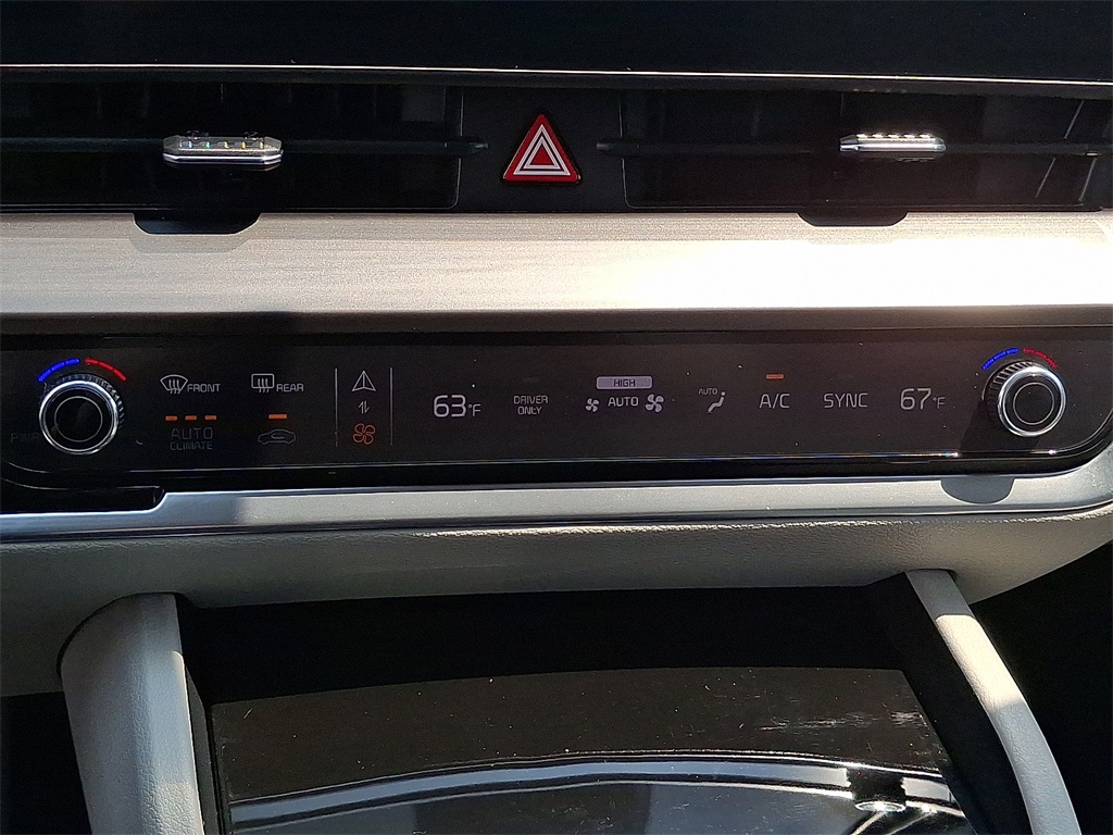 2023 Kia Sportage Hybrid EX photo 16