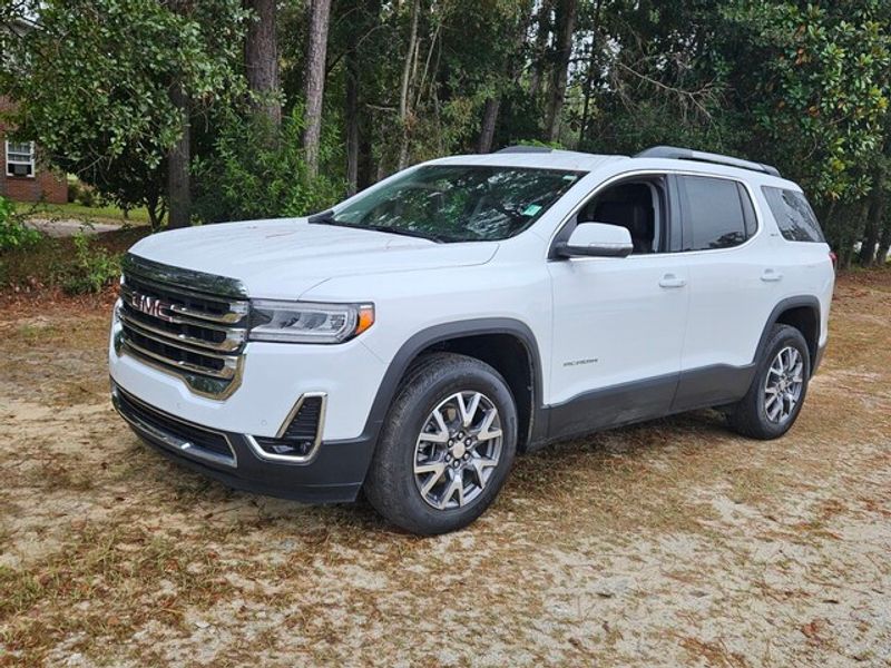 2023 Gmc Acadia SLT photo 3