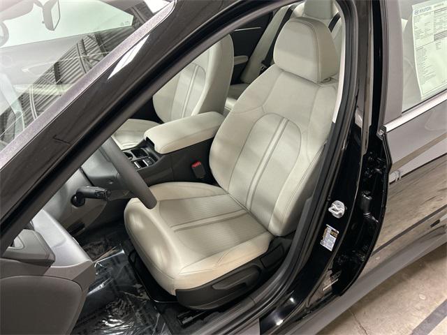 2025 Hyundai Sonata SE photo 19