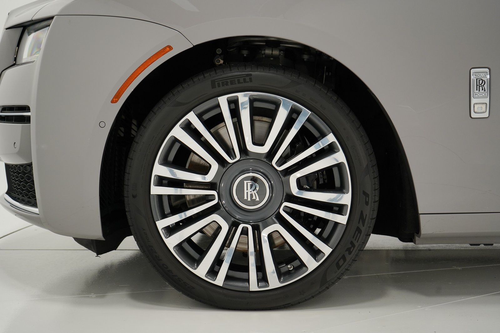 2022 Rolls Royce Ghost RR21 photo 44