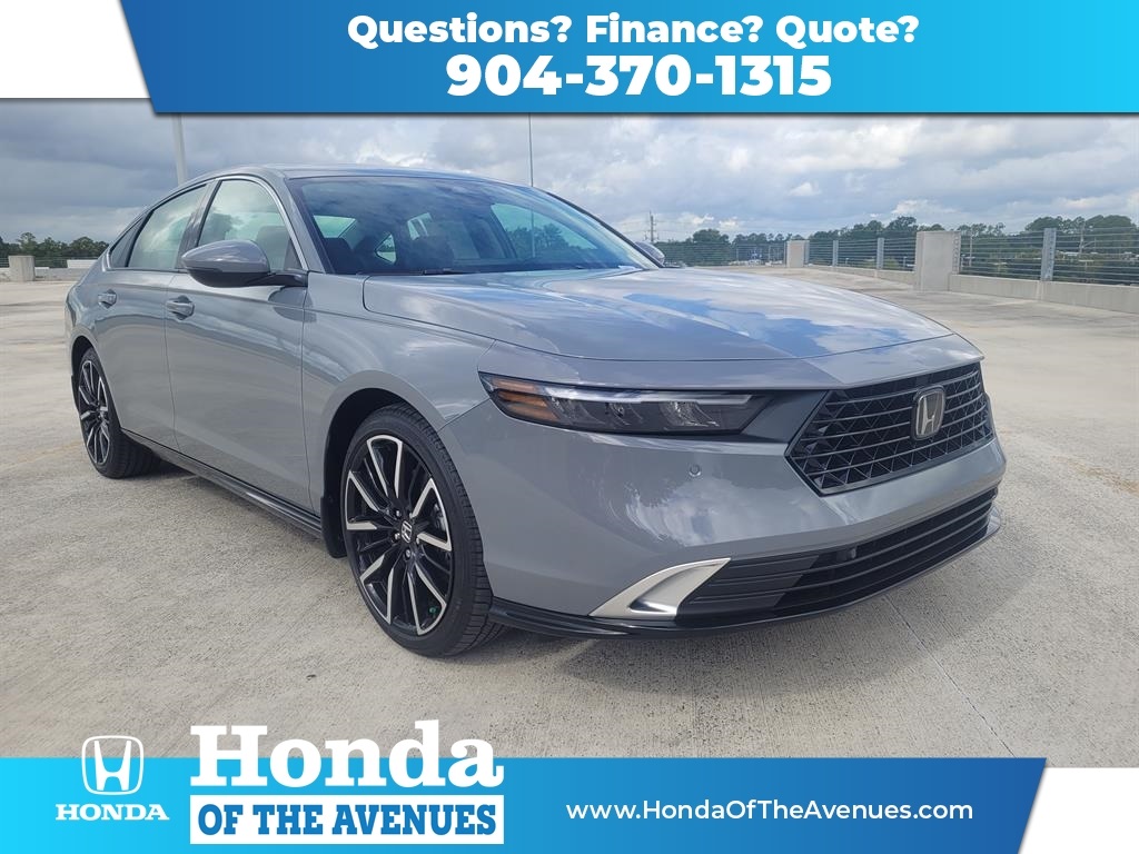 2025 Honda Accord Hybrid Touring's photo