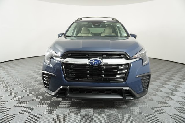 2025 Subaru Ascent Premium photo 2