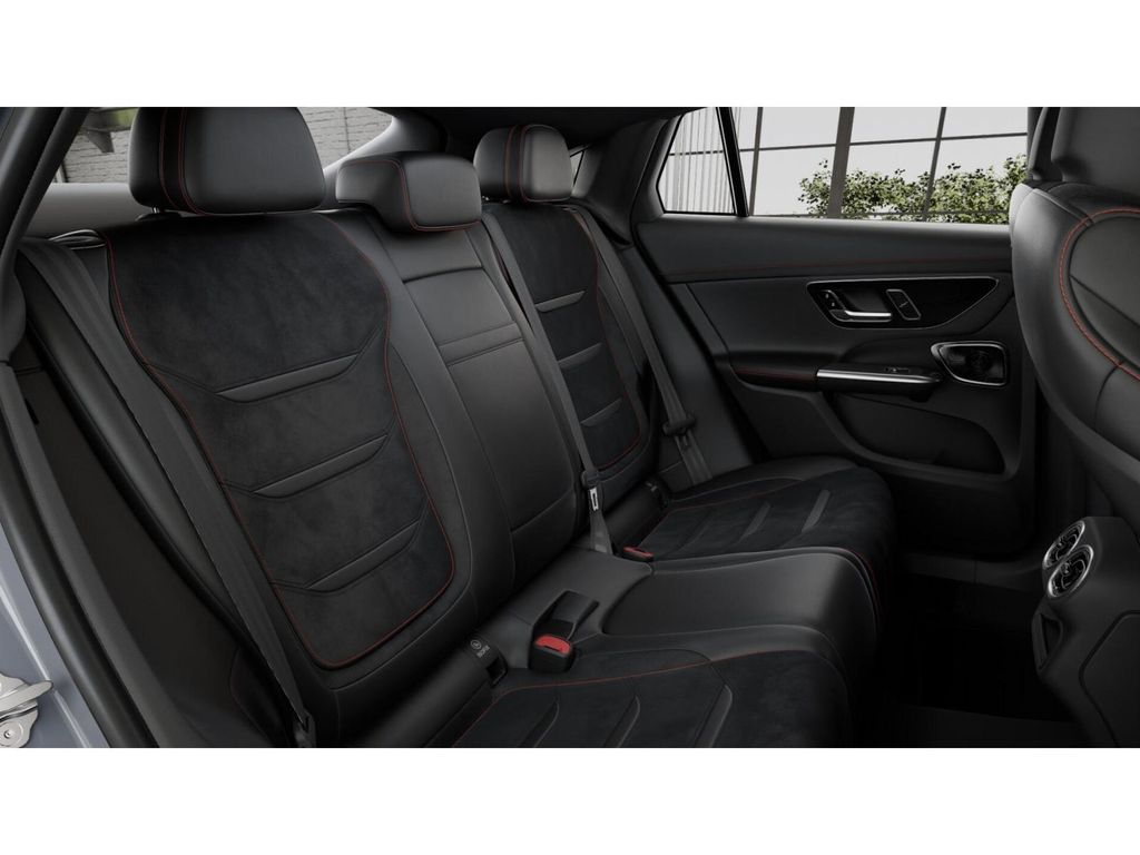 2025 Mercedes Benz GLC AMG 4MATIC photo 5