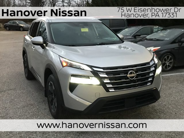 2025 Nissan Rogue SV's photo