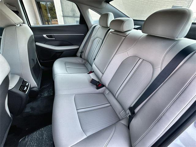 2024 Hyundai Sonata Hybrid SEL photo 23