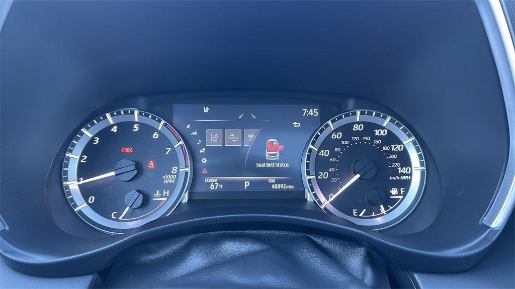 2023 Toyota Highlander XLE photo 12