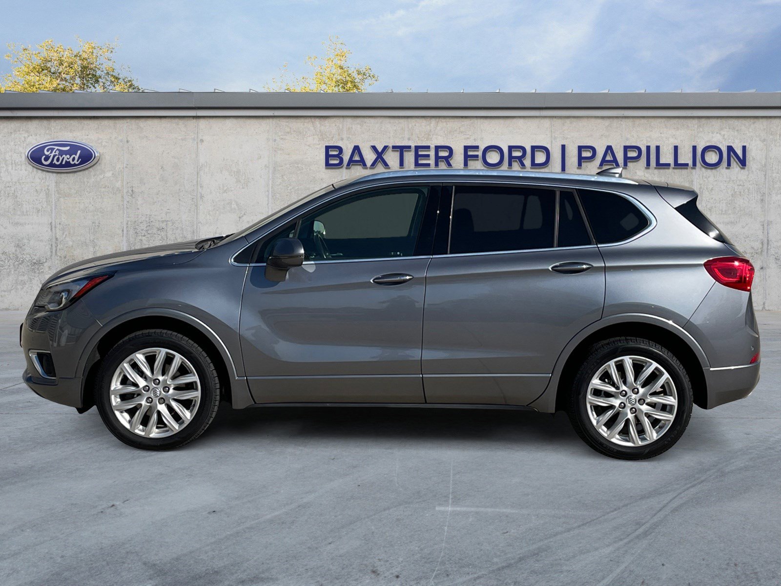 2020 Buick Envision Premium I photo 2