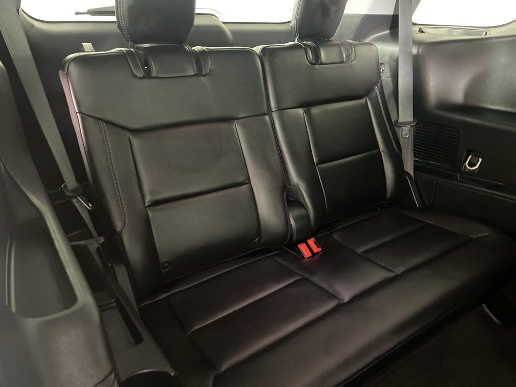 2024 Ford Explorer Limited photo 18