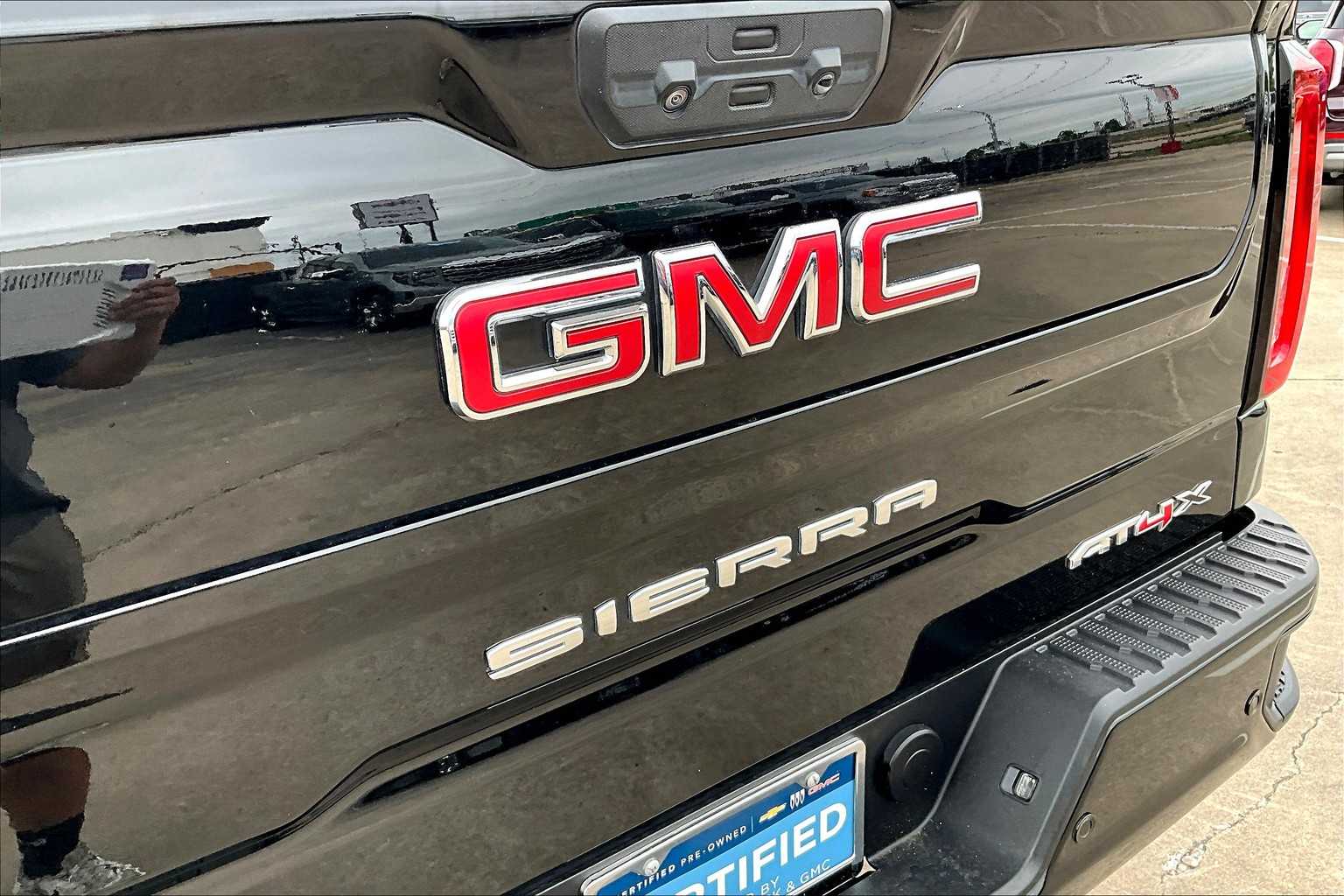 2023 Gmc Sierra 1500 AT4X photo 29