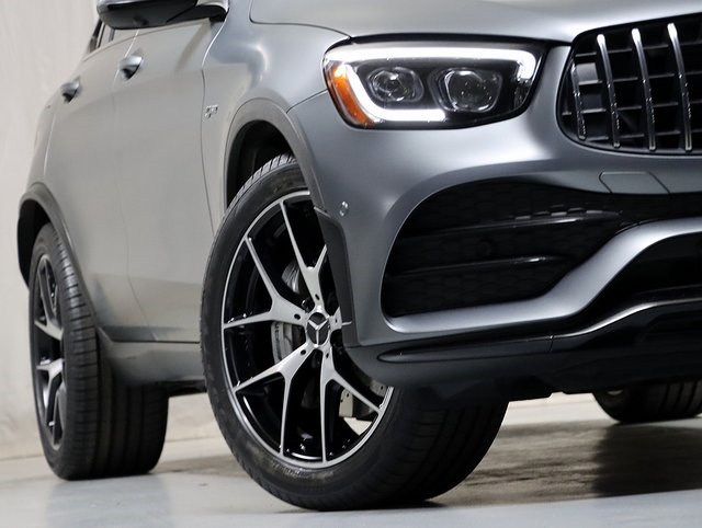 2023 Mercedes Benz GLC 43 AMG 4MATIC photo 2