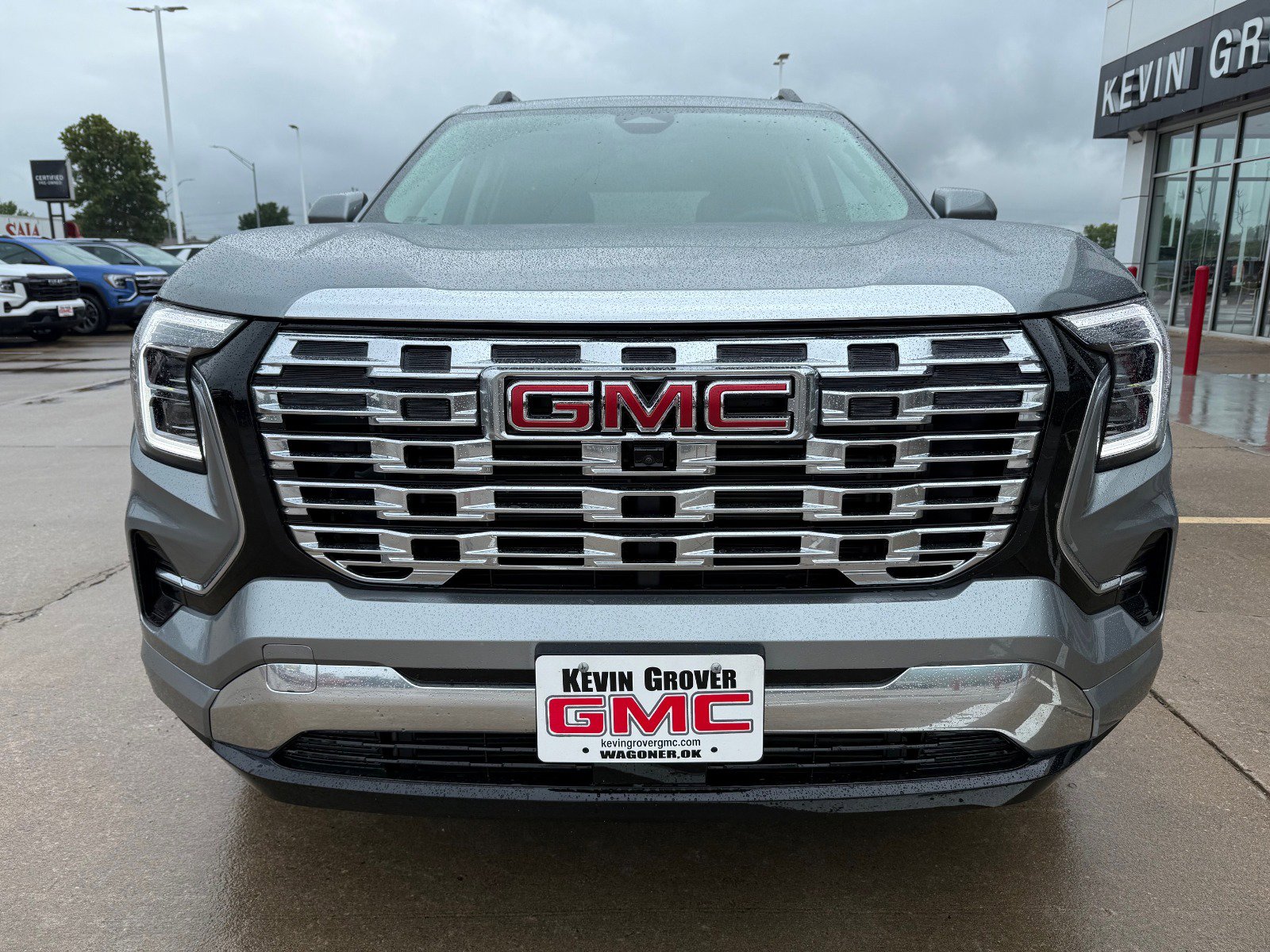 2026 Gmc Terrain Denali photo 2