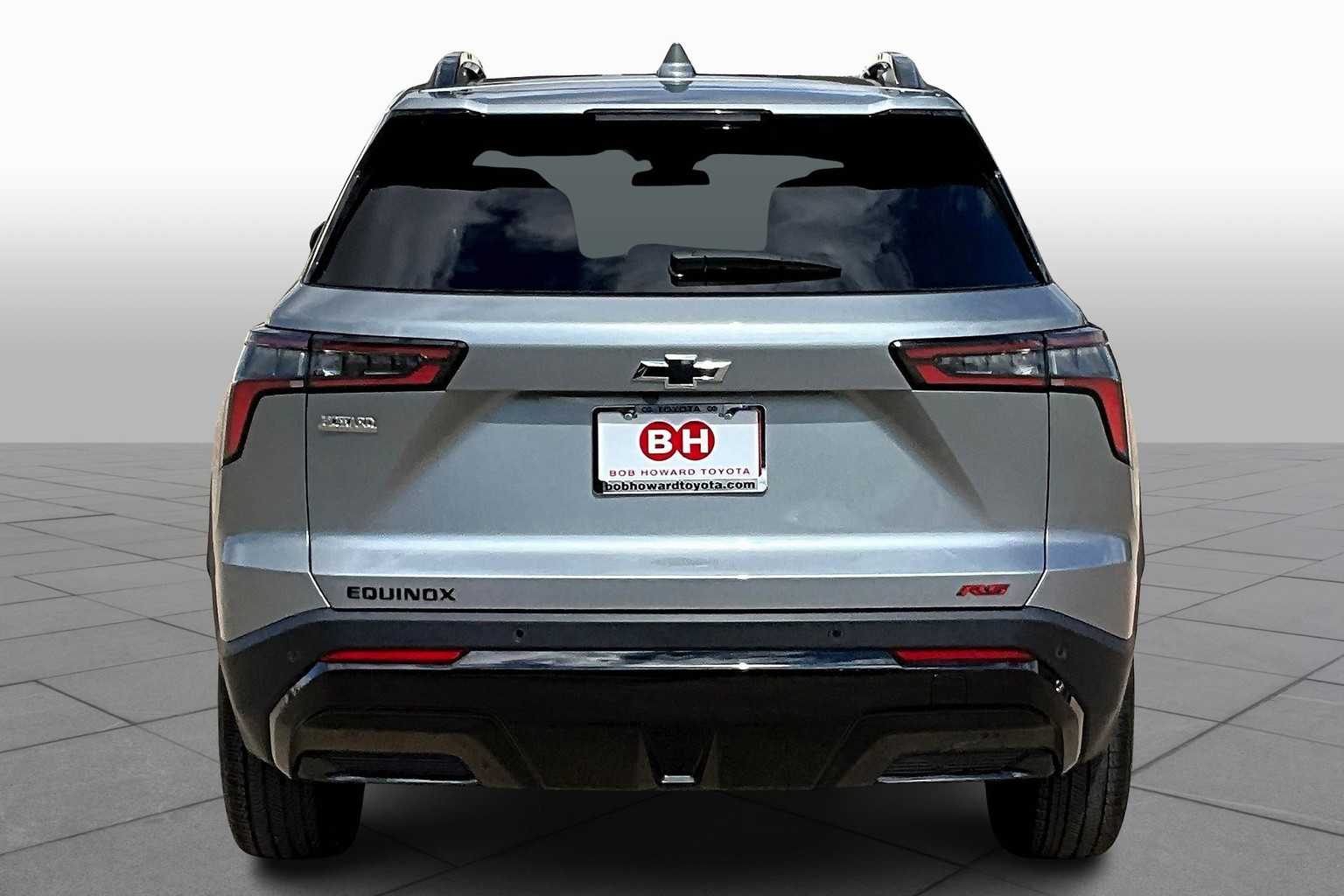 2026 Chevrolet Equinox RS photo 4