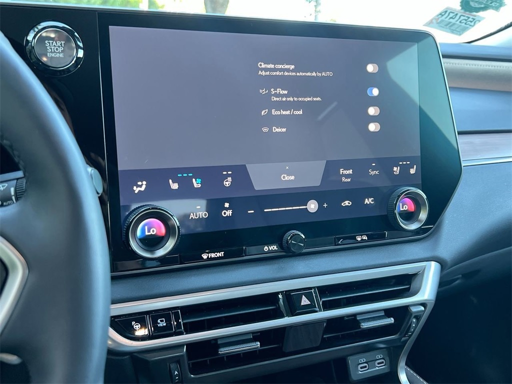 2023 Lexus RX 350 photo 17