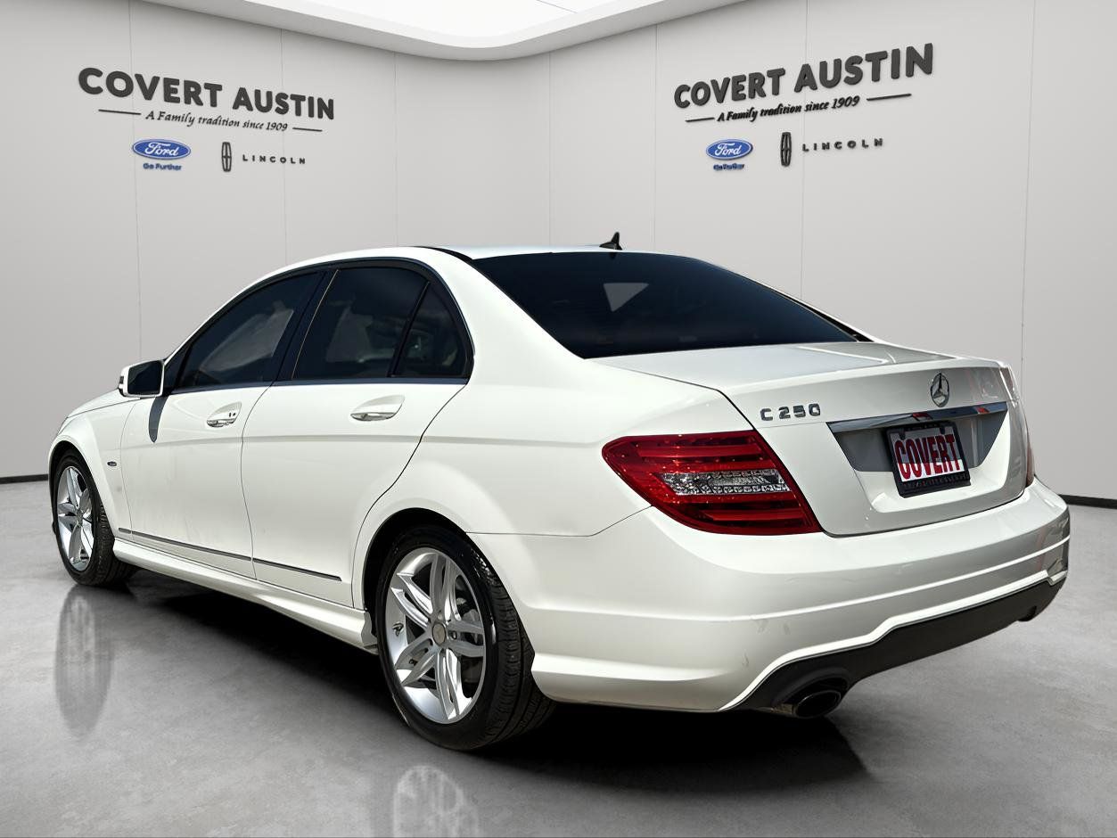 2012 Mercedes Benz C 250 photo 3