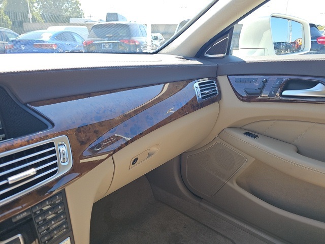 2014 Mercedes Benz CLS 550 photo 29