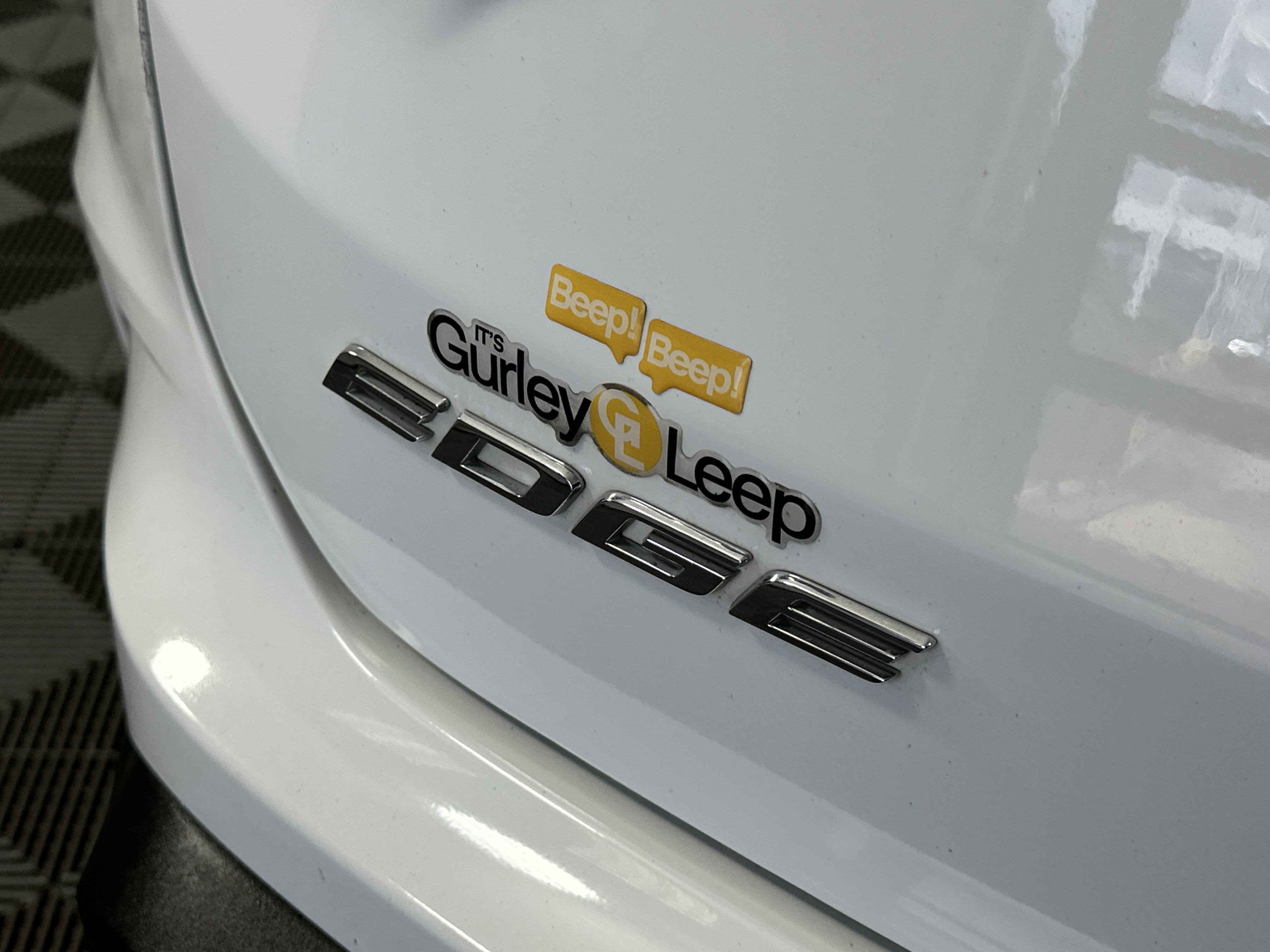 2020 Ford Edge SEL photo 5