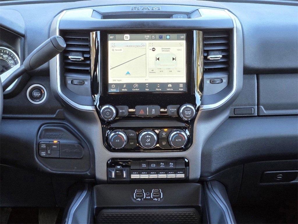 2024 Ram 2500 Big Horn photo 12