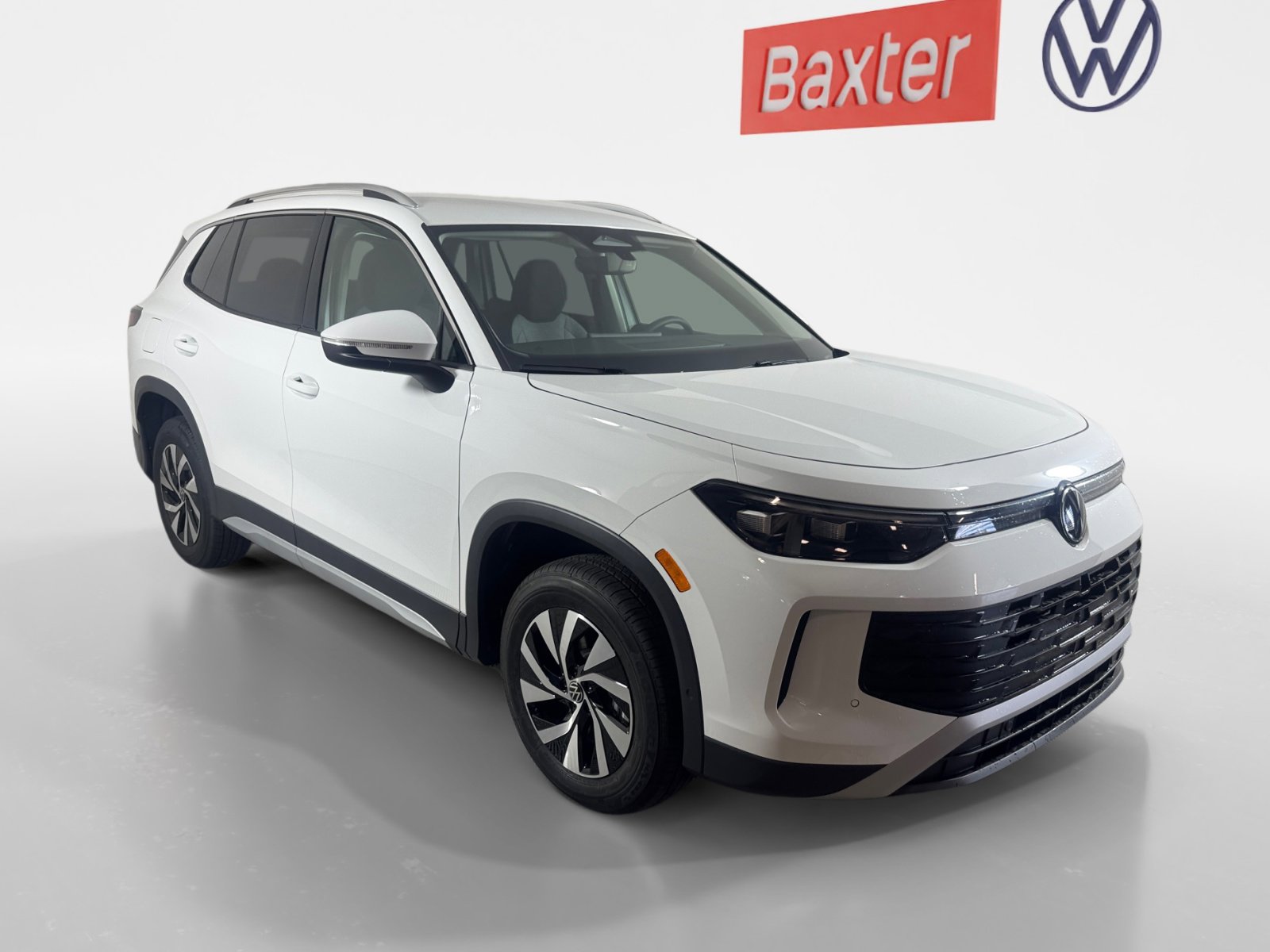 2025 Volkswagen Tiguan S's photo