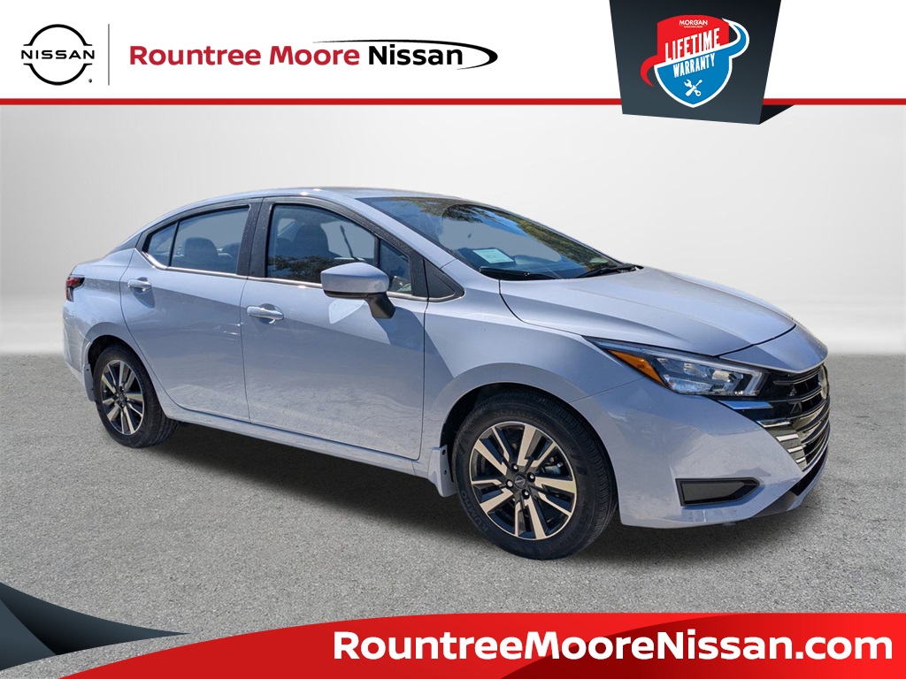 2025 Nissan Versa Sedan SV's photo