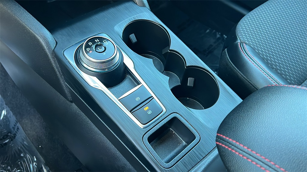 2023 Ford Escape ST-Line photo 9
