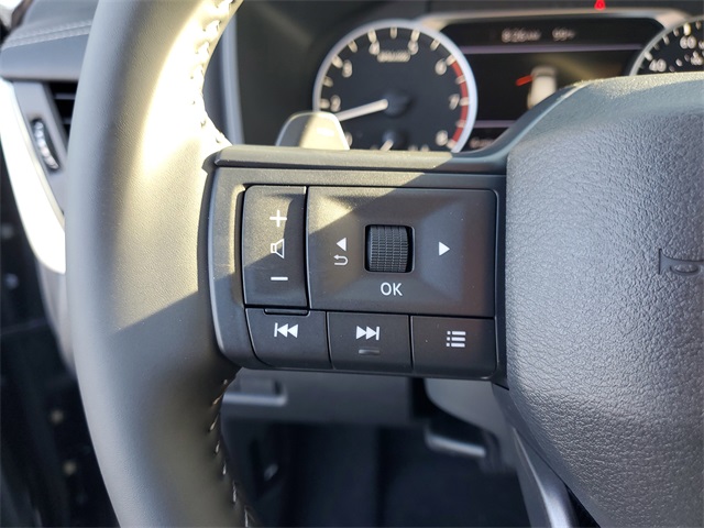 2026 Nissan Rogue SV photo 7