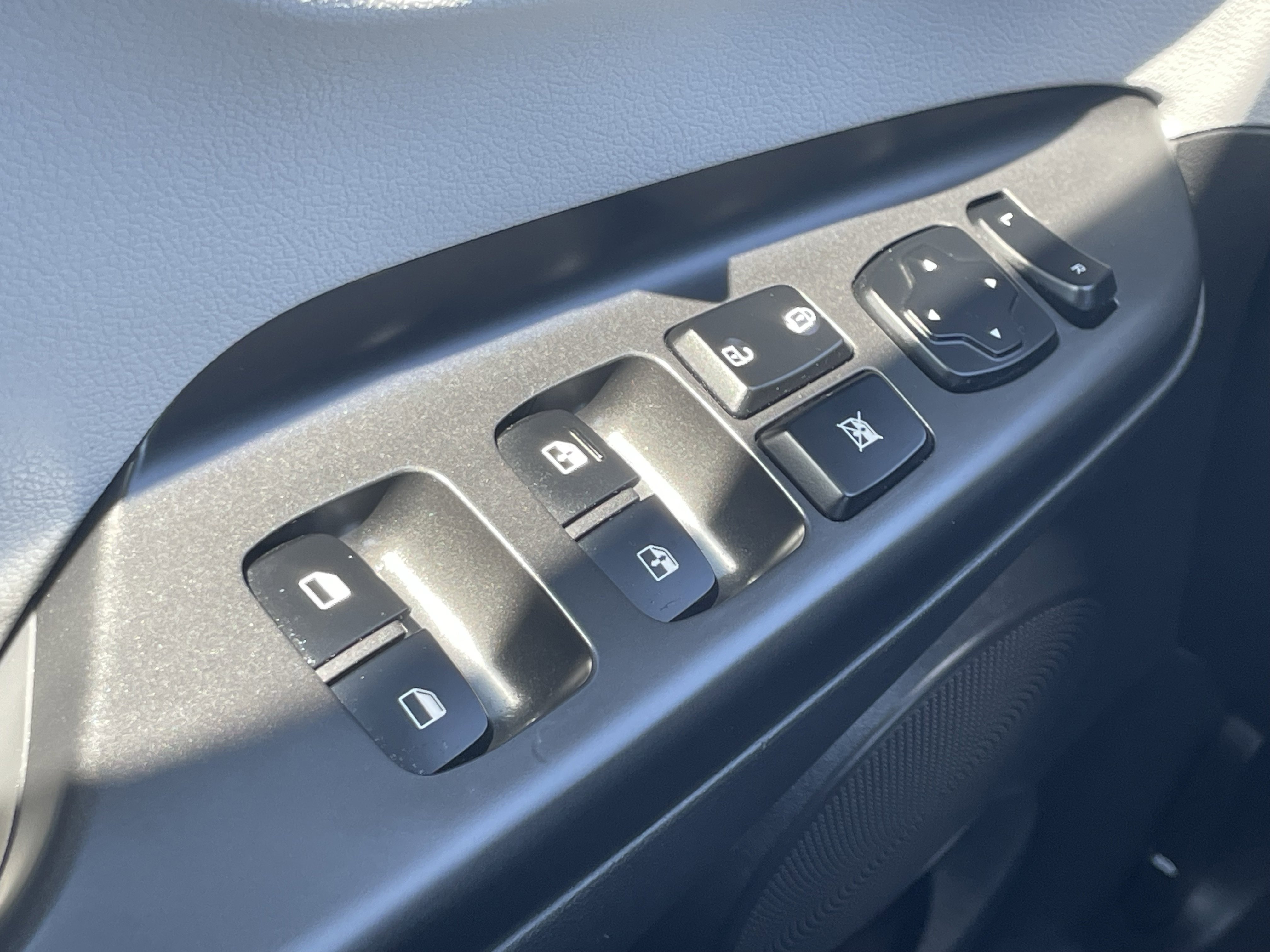 2023 Hyundai Kona SEL photo 11