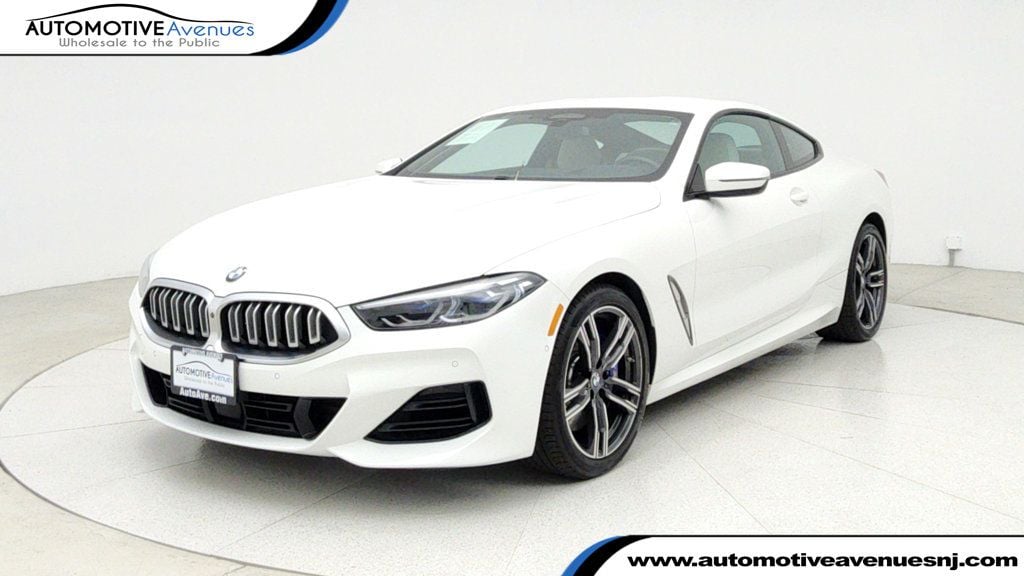 2023 BMW 8 Series 840i's photo