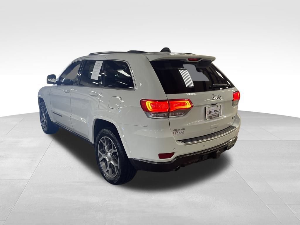 2018 Jeep Grand Cherokee Limited photo 2