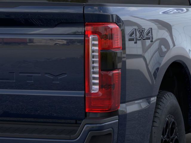2025 Ford F-350 Lariat photo 19