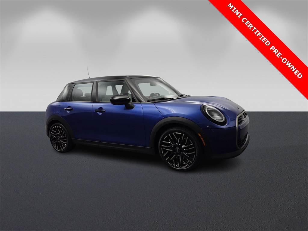 2025 MINI Hardtop 4 Door S's photo