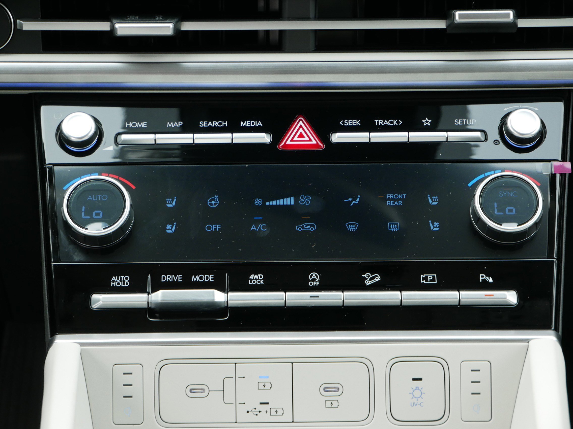 2025 Hyundai Santa Fe Calligraphy photo 10