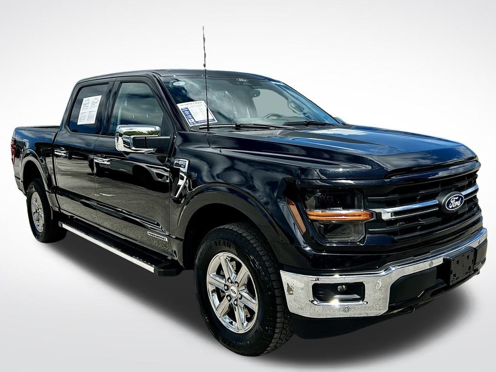 2024 Ford F-150 XLT photo 2