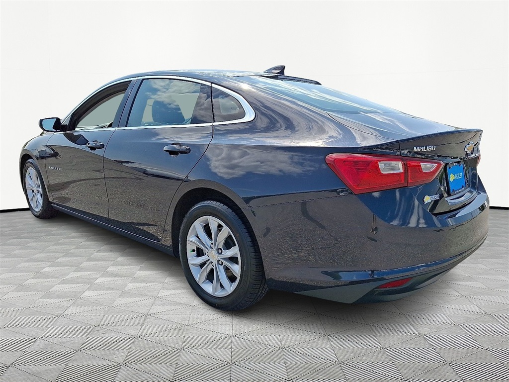 2023 Chevrolet Malibu 1LT photo 3