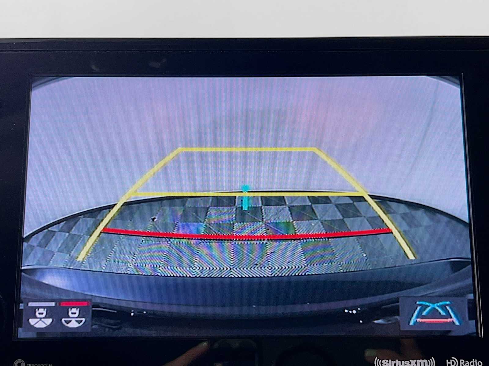 2022 Toyota Camry XLE photo 12