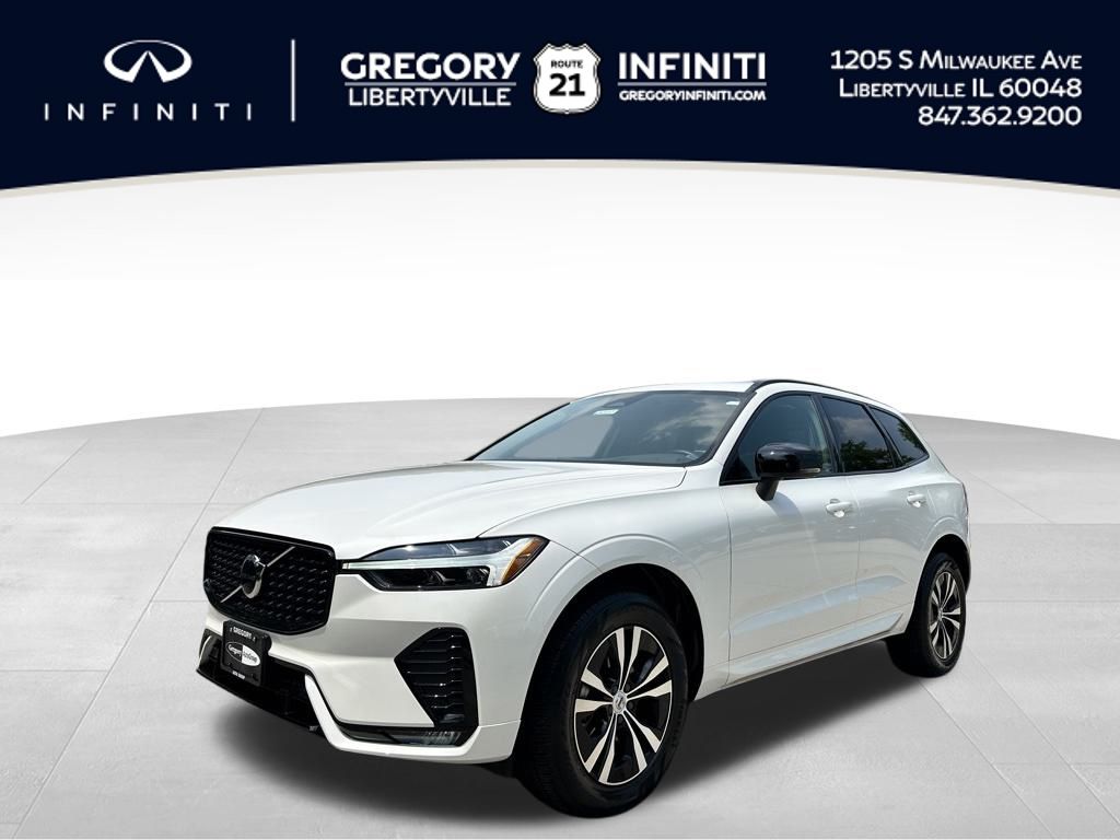 2025 Volvo XC60 Core