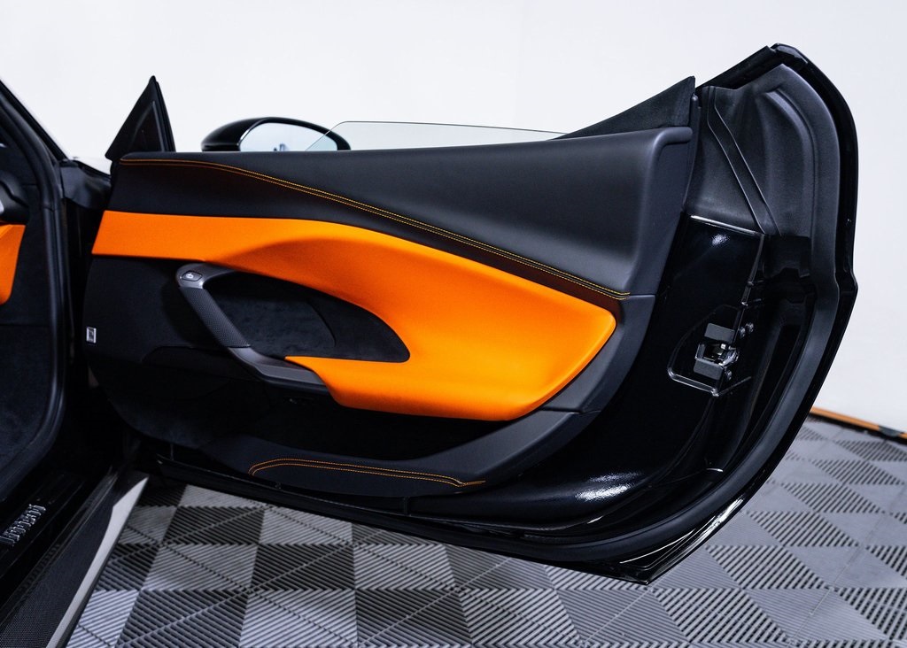 Certified Used 2024 Nero Ferrari  image 18