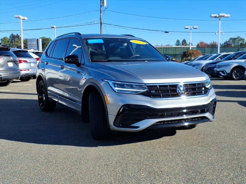 2024 Volkswagen Tiguan SE R-Line Black photo 3