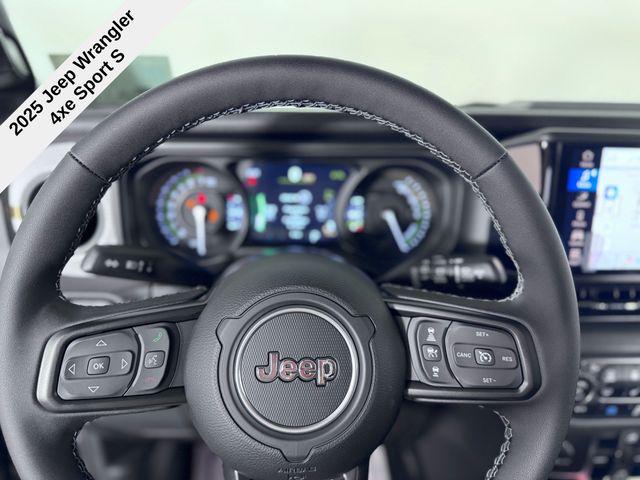 2025 Jeep Wrangler Sport S 4xe photo 35
