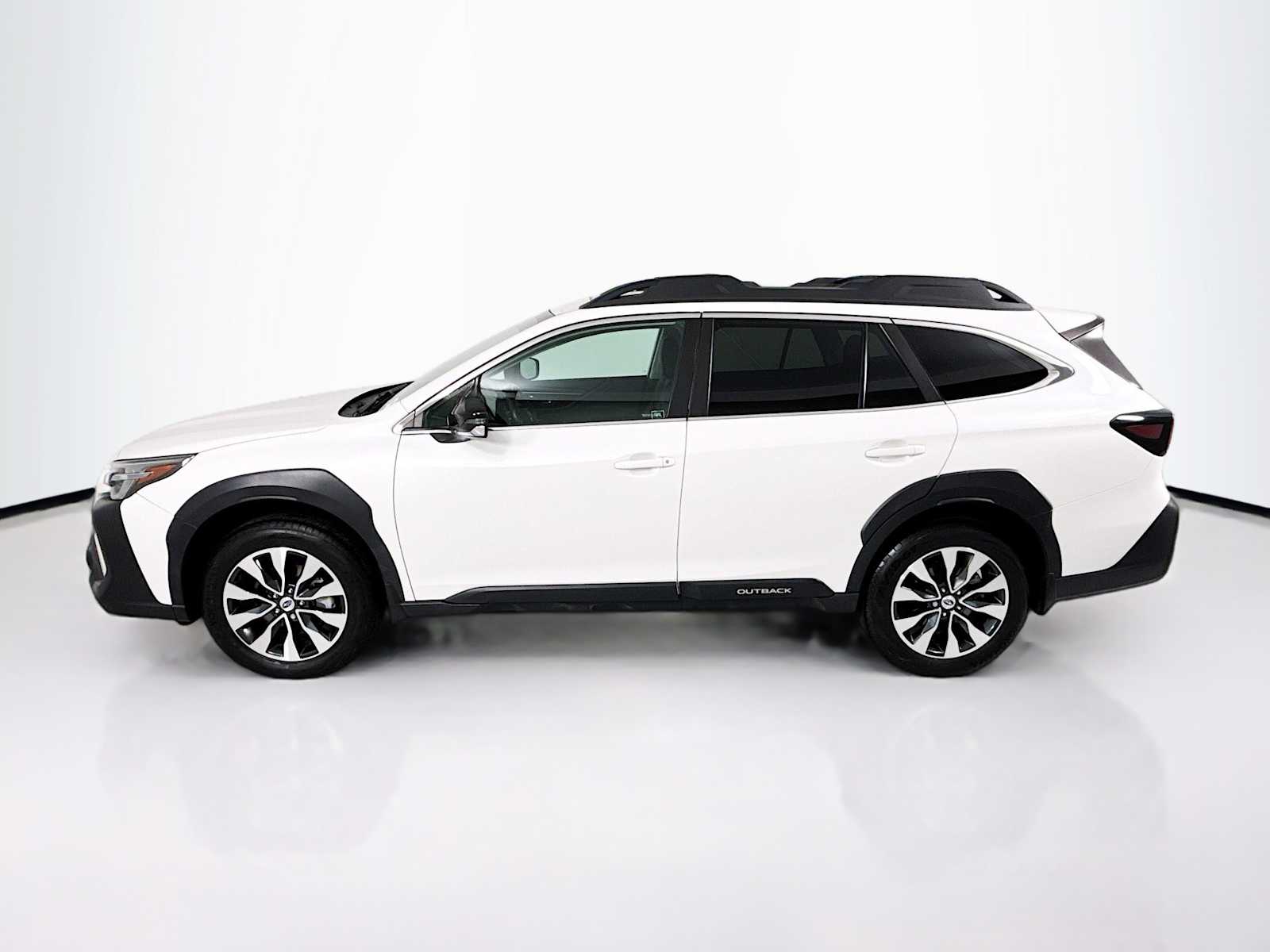 2024 Subaru Outback Limited photo 2